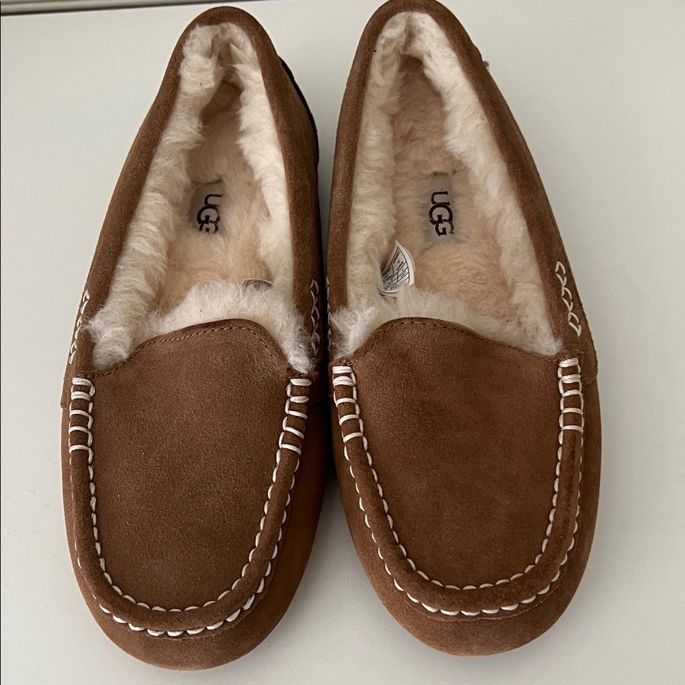 UGG Tan Suede Ansley Moccasin Slippers-NEW Size 7